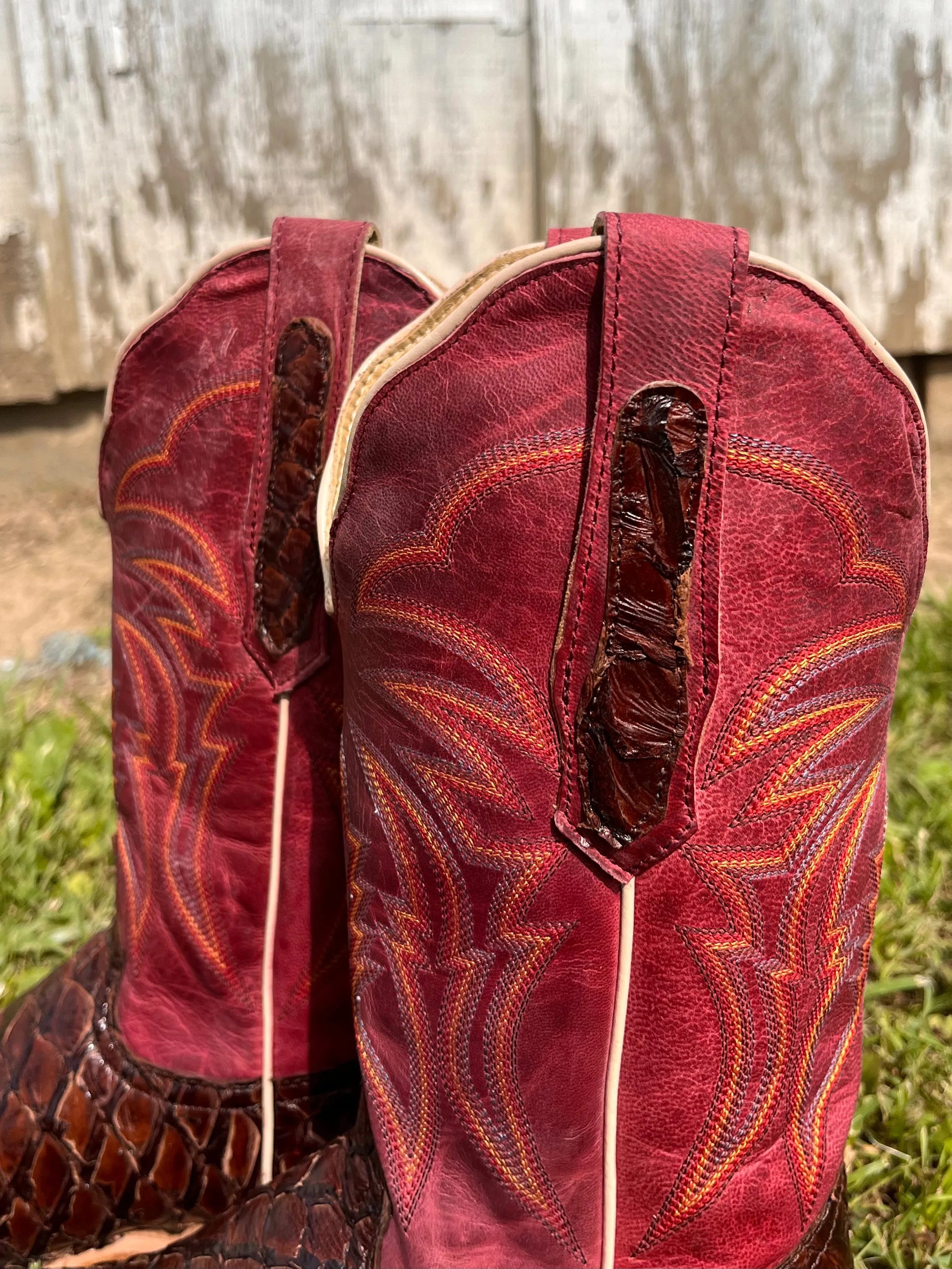 R. Watson Women's Chocolate Pirarucu Big Bass Square Toe Western Cowgirl Boots RWL7800-2