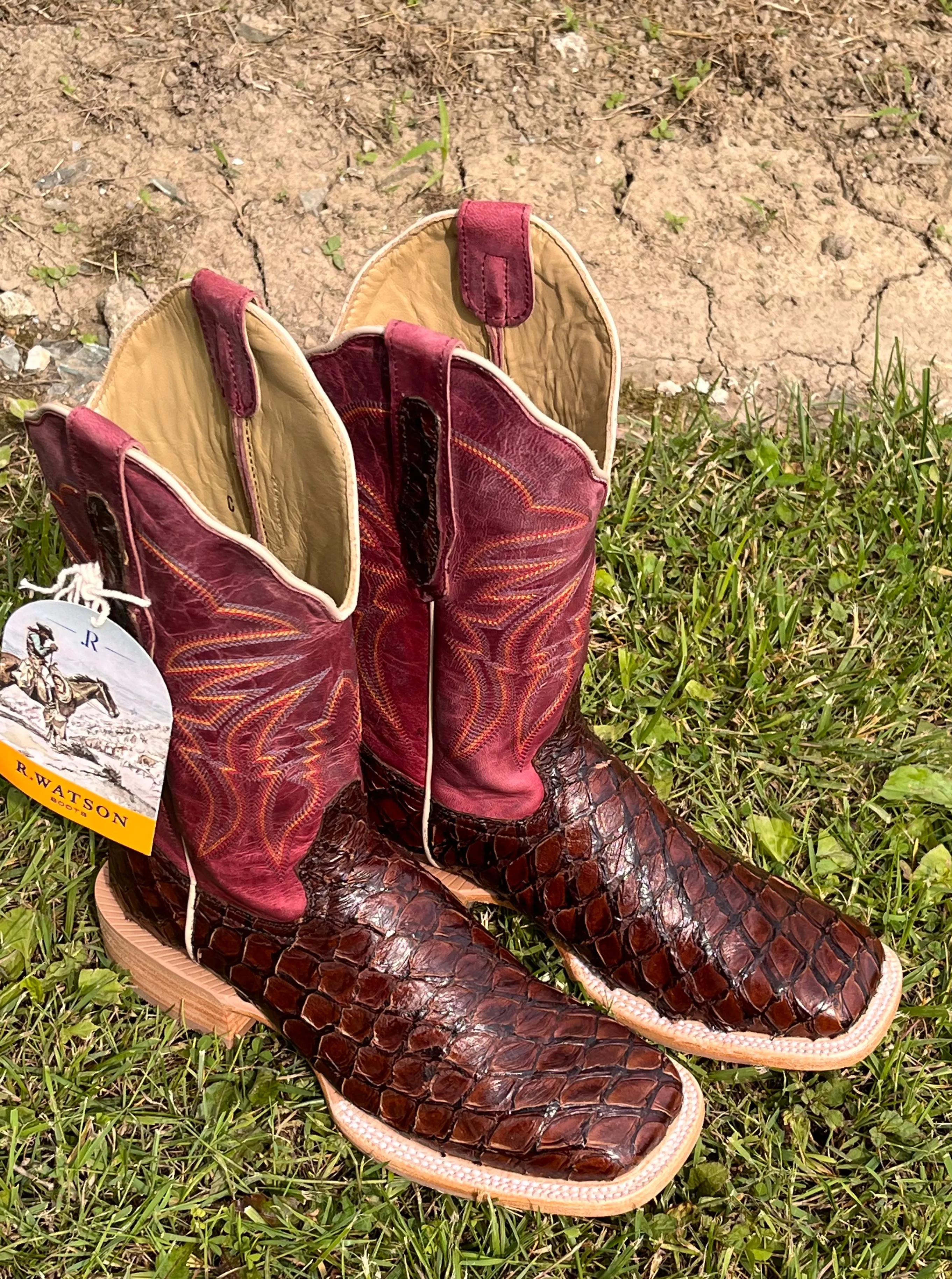 R. Watson Women's Chocolate Pirarucu Big Bass Square Toe Western Cowgirl Boots RWL7800-2